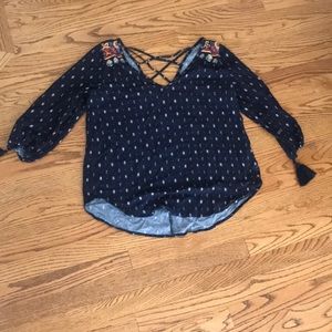 Size large hollister boho top